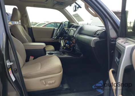 2016 Toyota 4Runner Sr5 Premium z USA, uszkodzony, nr VIN JTEBU5JR0G5390596